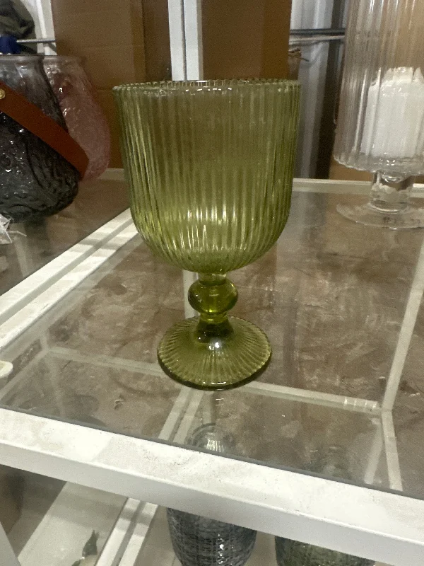 Tall ceramic flower vase for elegance-Green Color thin Striped drinking Glass drinkware cup goblet