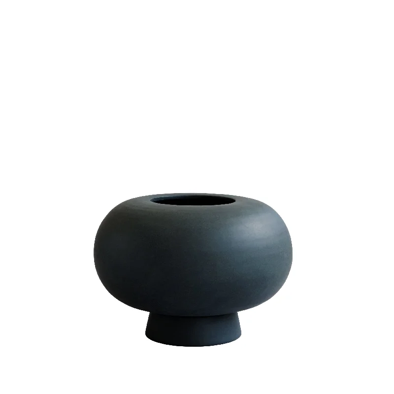 Contemporary black vase for edge-Kabin Vase | Fat | Black