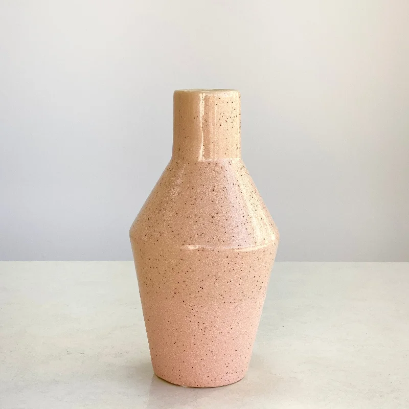 Rustic clay vase for natural beauty-Round Curved Pink Vase