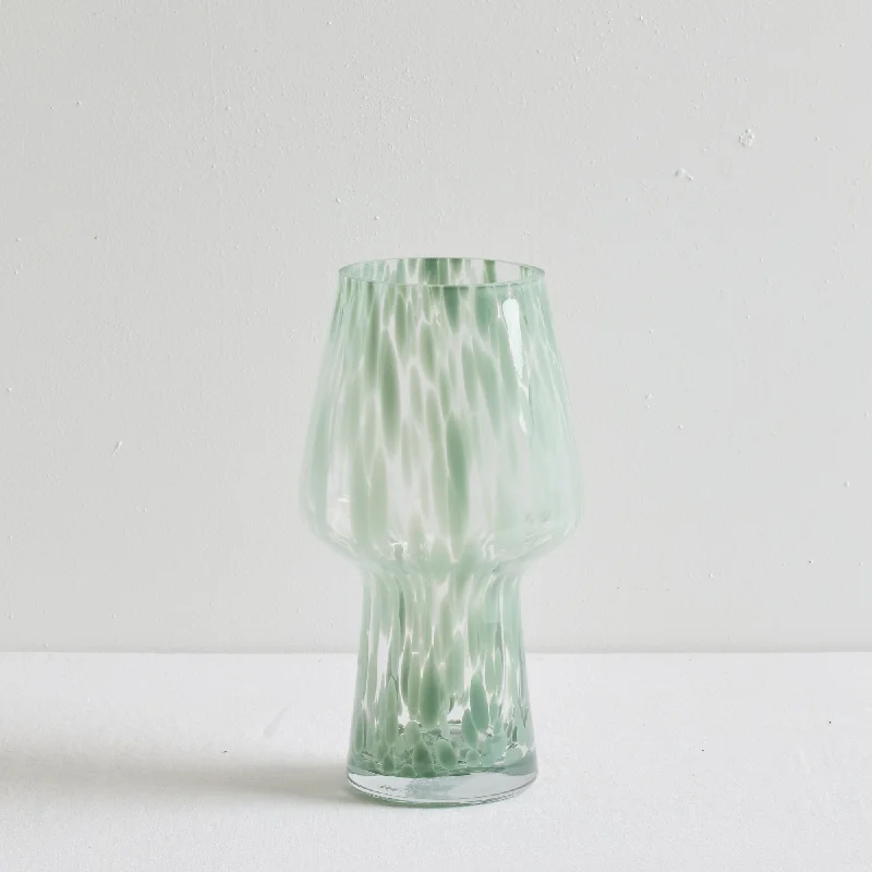 Small luxury ceramic vase for intimate-Yasmin Vase - Green - Medium